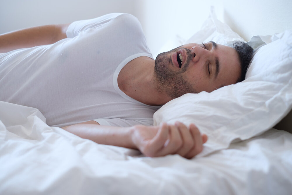 Az alvási apnoe magas vérnyomáshoz vezethet